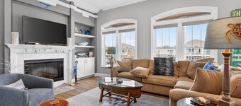 Big Blue: Top-rated 5 BR, 5.5 BA Poolside Paradise Just Steps from the Beach!