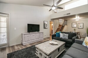 TV, fireplace - Great North Scottsdale Condo! (Scottsdale)