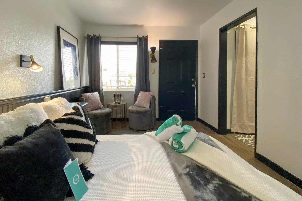 #03 The Audrey Room | 1 dormitorio, sábanas de algodón egipcio, ropa de cama de alta calidad