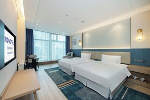 Premium bedding, free minibar, blackout drapes, free cribs/infant beds - Novotel Wuxi (Wuxi)