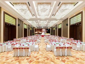 Indoor wedding - Novotel Wuxi (Wuxi)