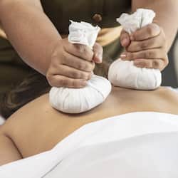 Bagno turco/hammam, trattamenti per il corpo, aromaterapia
