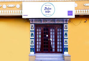 Front of property - Hotel Dolce Vita (Udaipur)