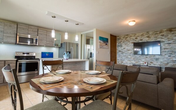 Fridge, microwave, oven, stovetop