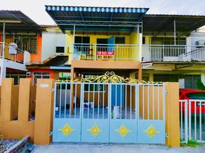 Front of property - Rainbow Covenant 29 (Kota Kinabalu)