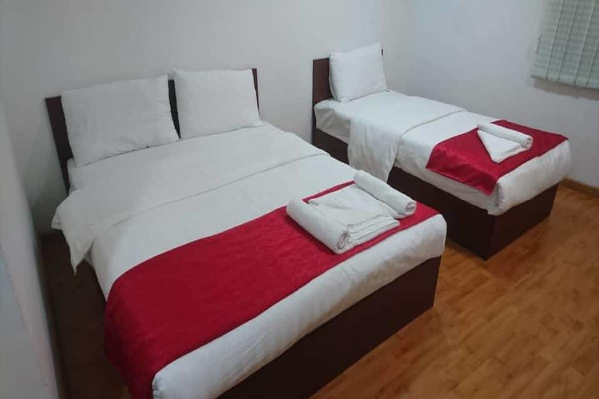 Family Triple Room | Cadar kapas Mesir, peralatan tempat tidur hipoalergenik