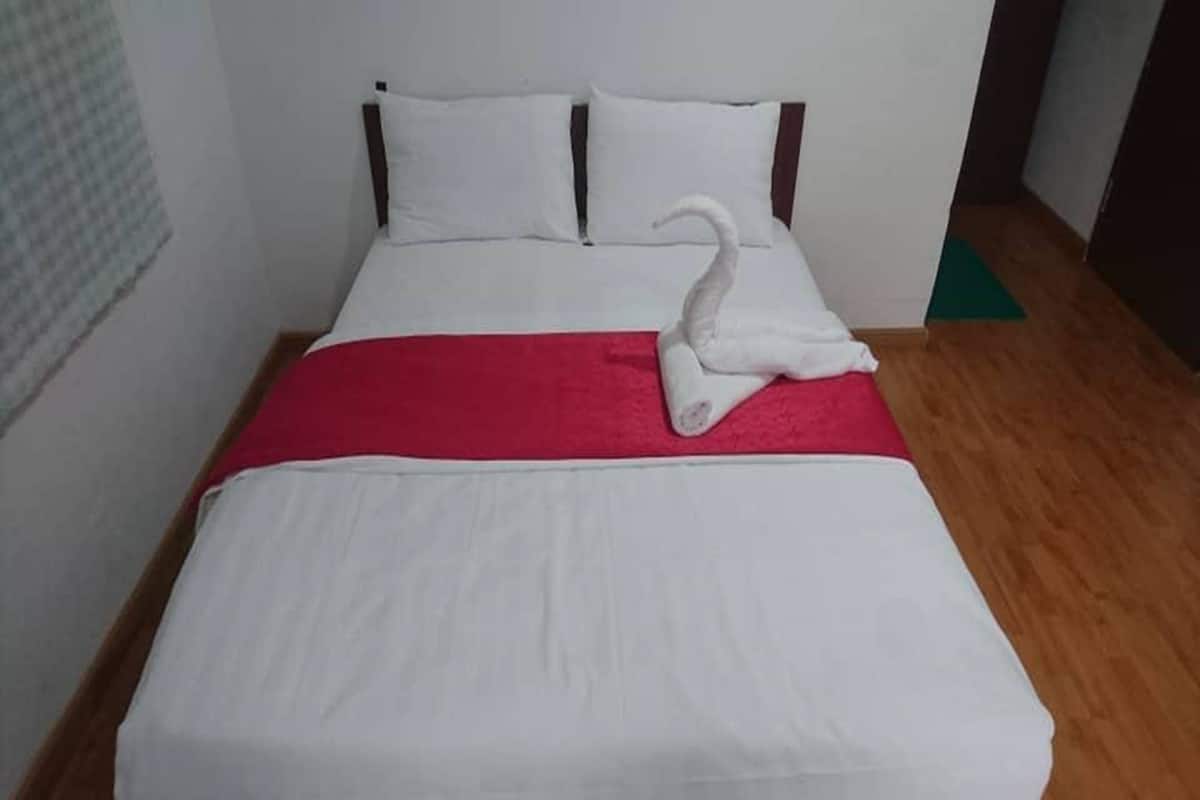 Comfort Double Room | Cadar kapas Mesir, peralatan tempat tidur hipoalergenik