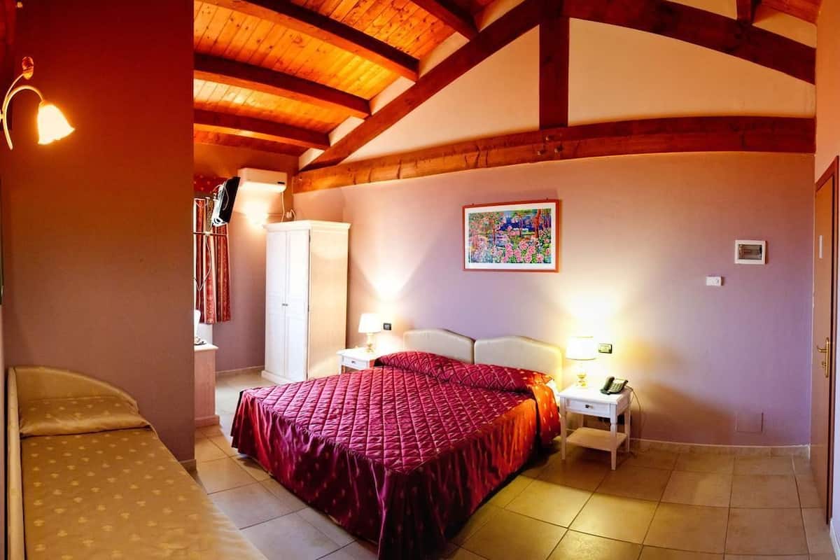 In-room safe, blackout curtains, soundproofing, iron/ironing board