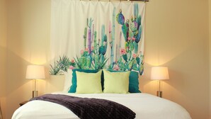 Room - Canyon Trail Resort ☀️Private EPIC Pool, Spa & Yard - Amazing Views ⭐⭐⭐⭐⭐ (Indio)