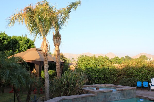 Piscine extérieure, piscine chauffée