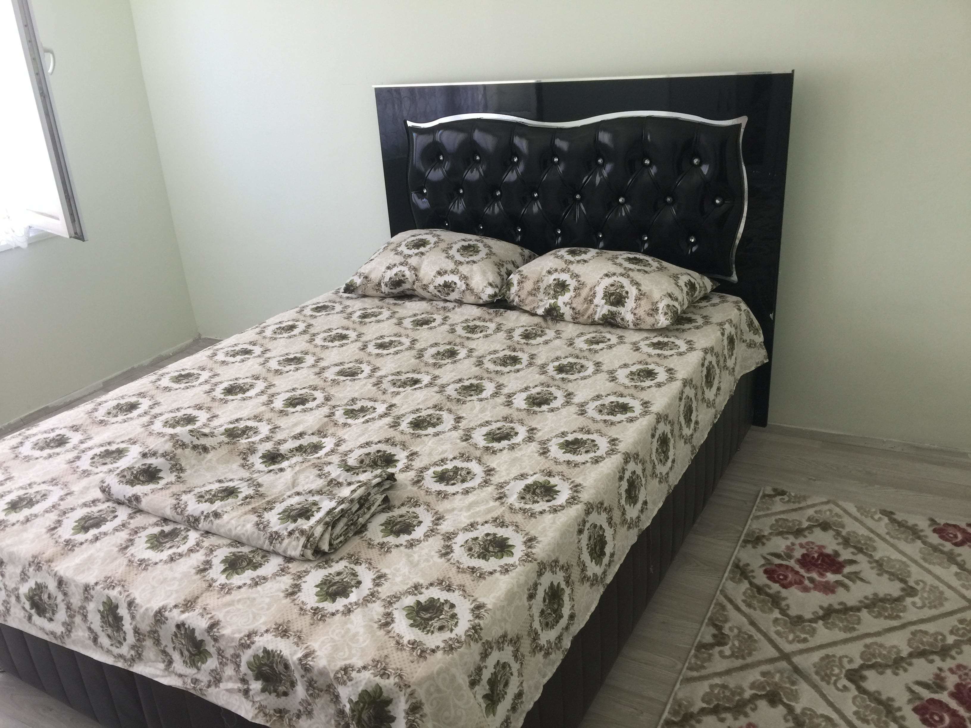 Apartamento, no fumadores | Escritorio y tabla de planchar con plancha