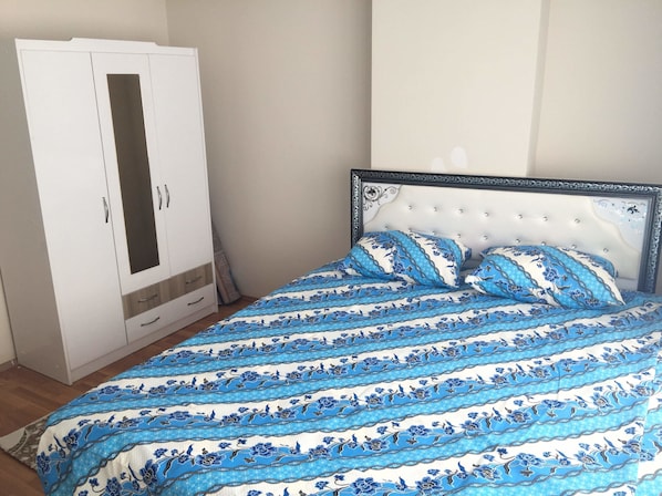 Apartment, Non Smoking | Desk, iron/ironing board