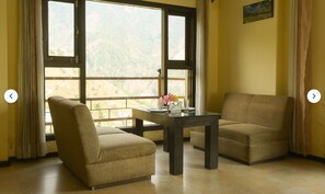 Breakfast, lunch, dinner served; Indian cuisine - Moon Walk Residency (Dharamshala)