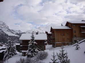 Exterior - Family apartment in Méribel, near slopes, balcony and ski locker (Méribel)