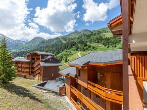 Exterior - Comfortable apartment, ski-in/ski-out, balcony, ski locker (Méribel)