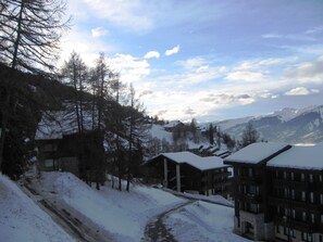 Exterior - "Appartement cosy 4 pers, balcon sud-ouest, ski aux pieds à 200m, animaux acceptés" (La Plagne)