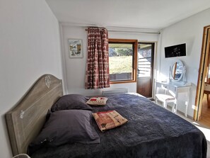 1 bedroom, free WiFi