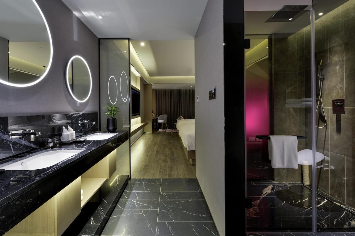Executive kamer, 2 eenpersoonsbedden | 1 slaapkamer, een minibar, een kluis op de kamer, een bureau