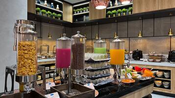 Daily buffet breakfast (MYR 20 per person)