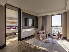 Superior Suite, 1 King Bed