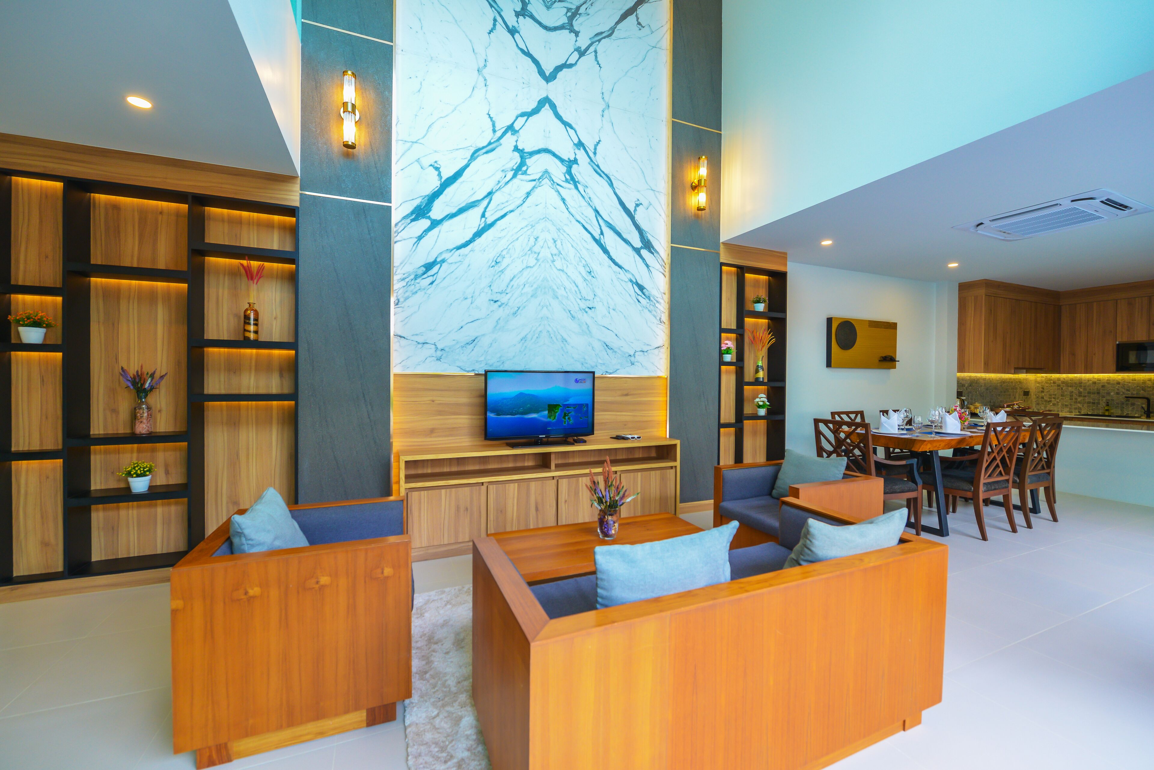 Luxury Villa | Living area | 40-inch Smart TV with digital channels