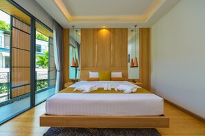 In-room safe, blackout drapes, free WiFi, bed sheets