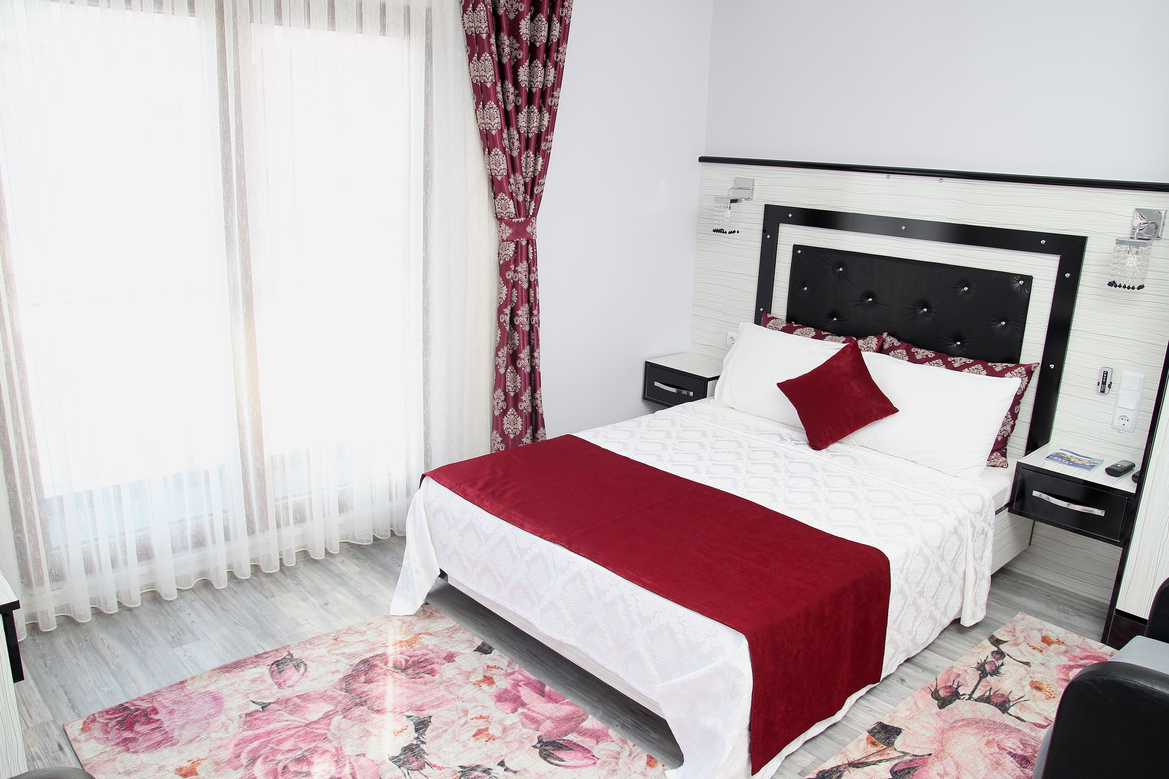 double room | minibar, desk, soundproofing, free wifi