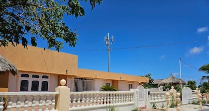 Maria Mulata Apartments