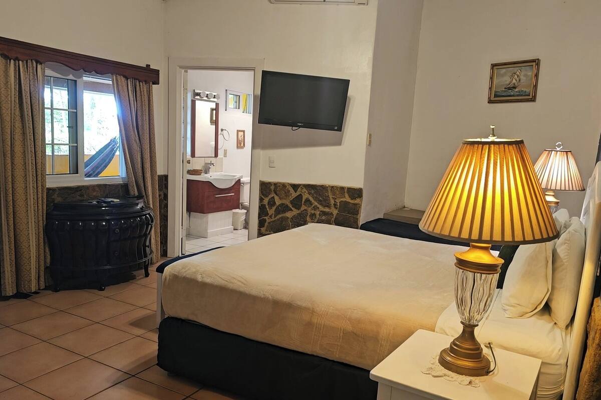 Kamar Double Standar, 1 Tempat Tidur Queen | Wi-Fi gratis