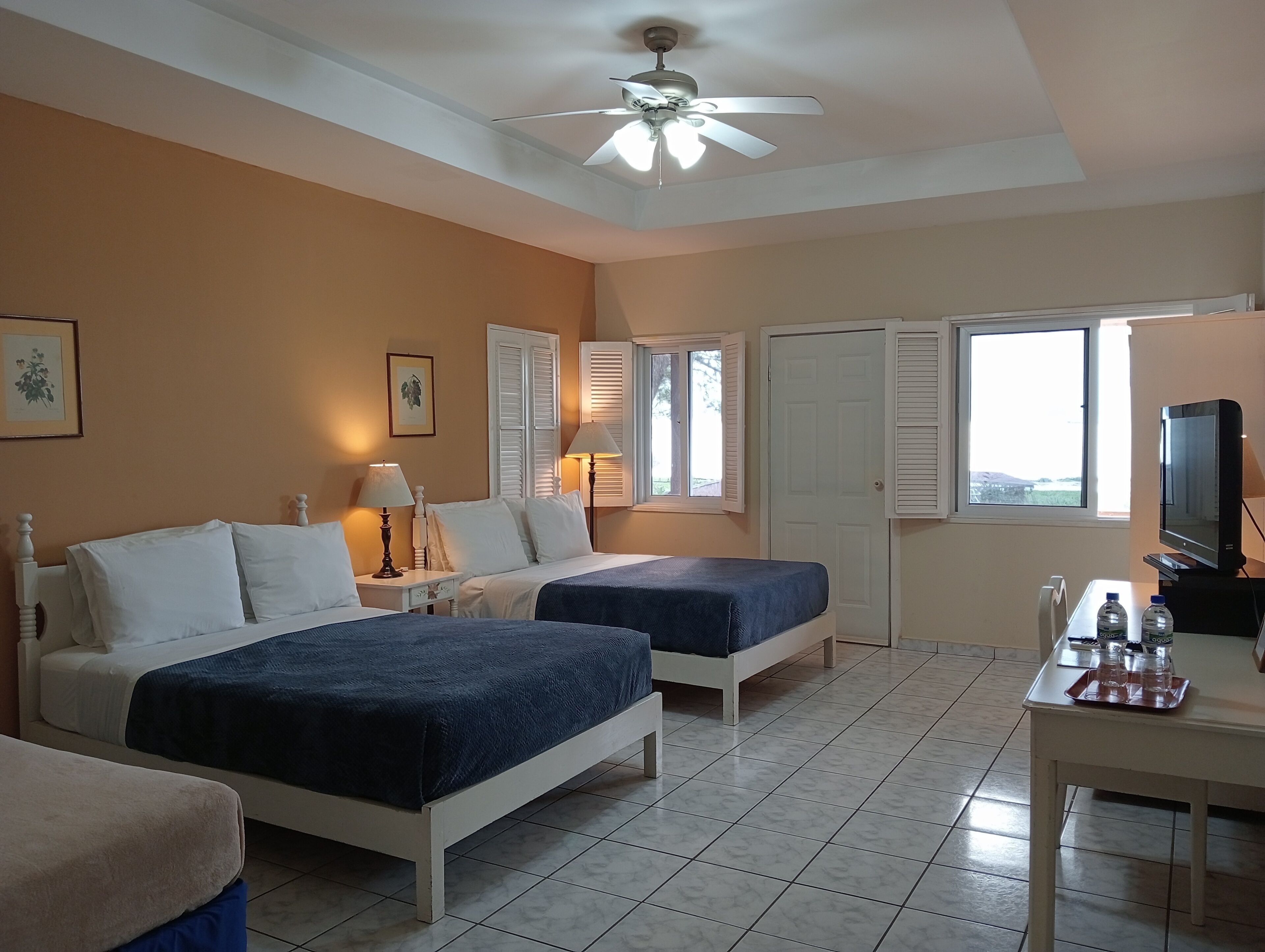 Standard Room, Multiple Beds