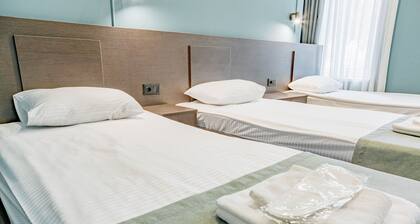 Route Hotel