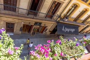Exterior - Pensión Amaiur (San Sebastián)
