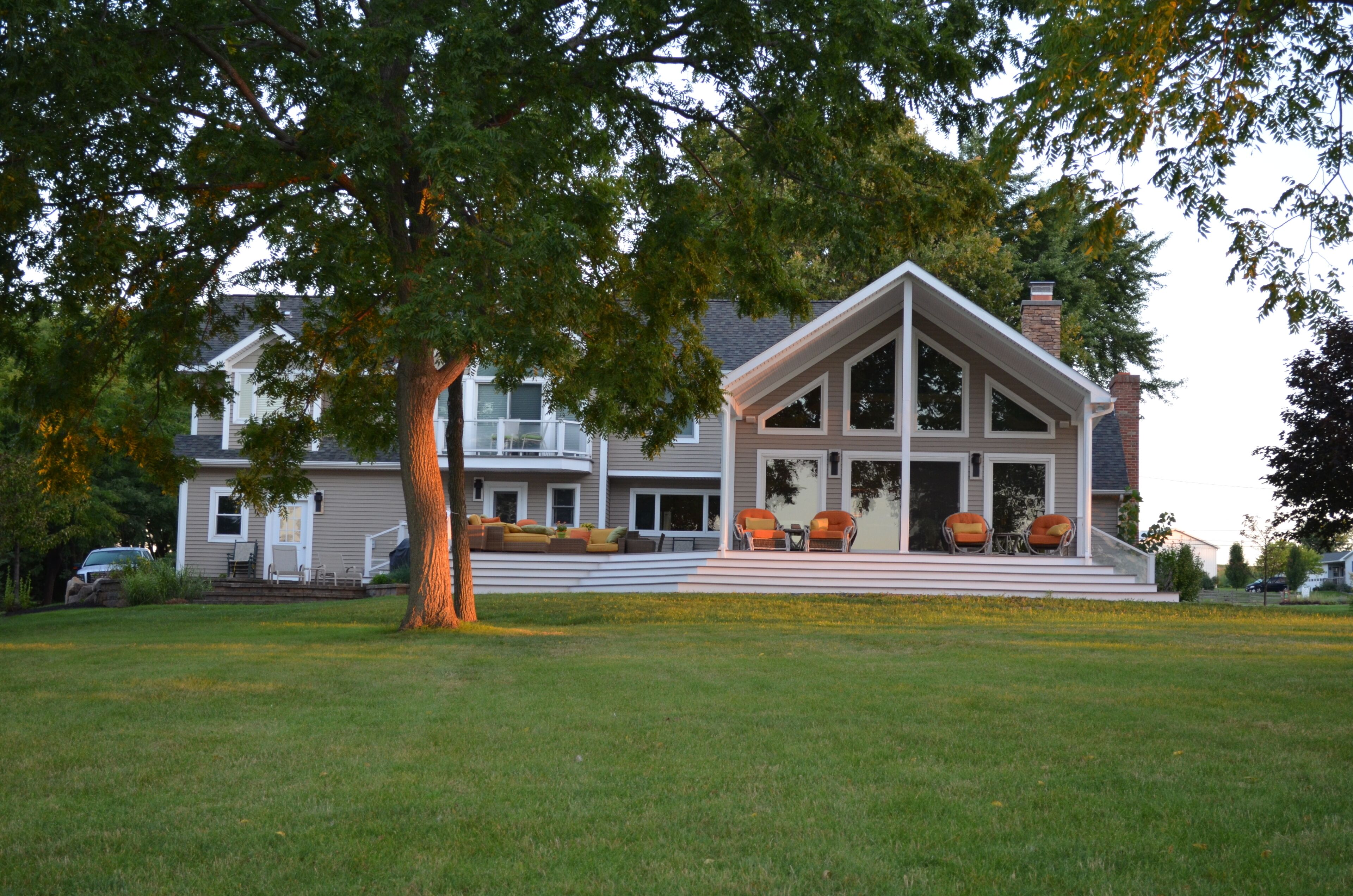 Book this Beautiful Cayuga Lake Front Home this fall and save!