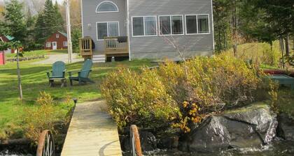 Upouusi Beam rakentaminen talo koskematon Takaisin Järvi