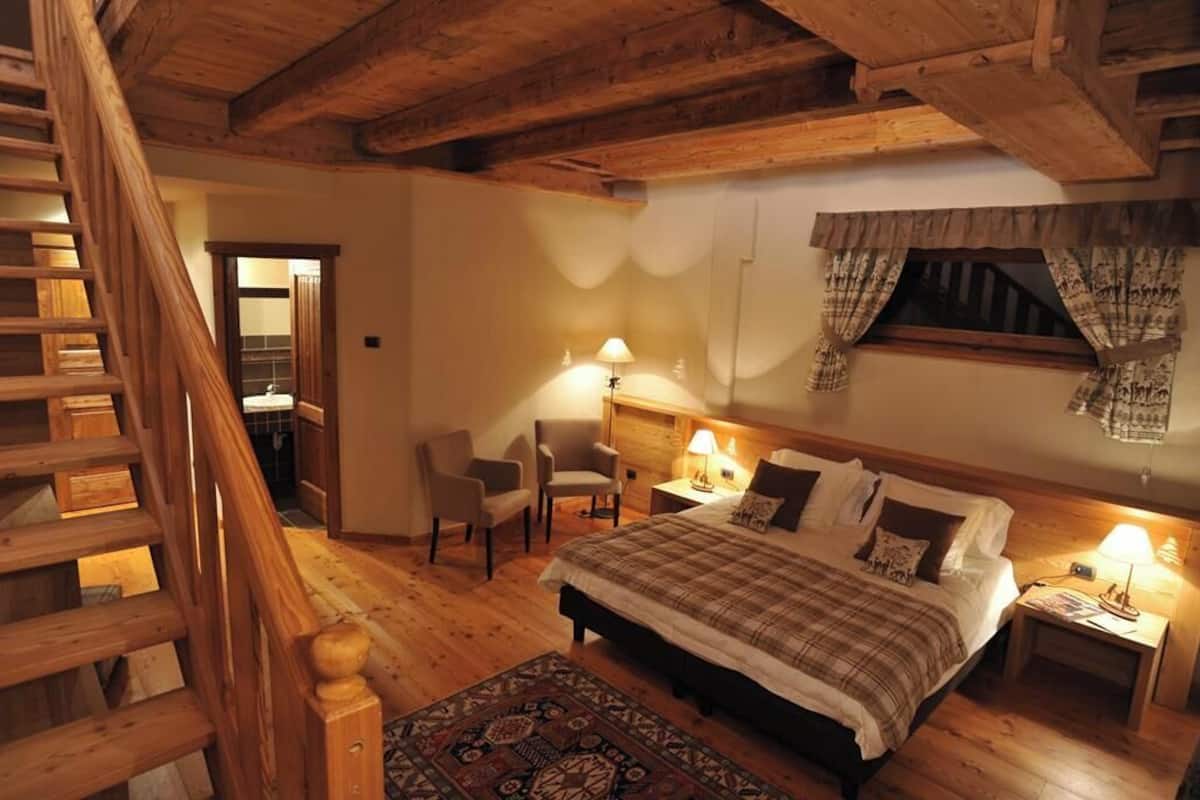 Coffres-forts dans les chambres, rideaux occultants