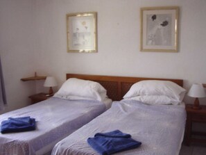 1 habitación y caja de seguridad en la habitación