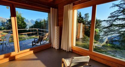 Valoisa chalet Tzoumaz - Verbier upea näkymä etuoikeutetussa ympäristössä