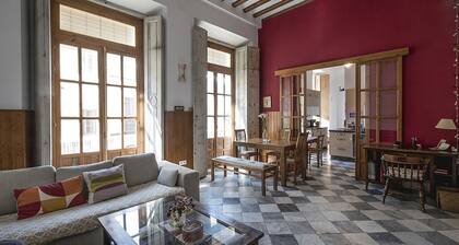 200m2 Exquisite Family Home 19th Century Cádiz Historic District