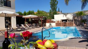 Utomhuspool
