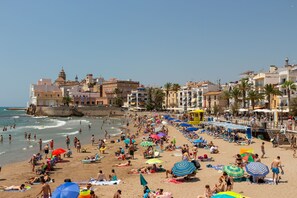 Beach - Charming House by Hello Homes Sitges (Sitges)