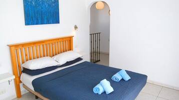 4 slaapkamers, een kluis op de kamer, een strijkplank/strijkijzer