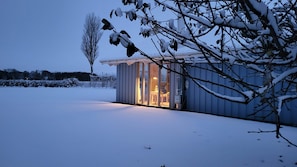 Exterior - Bright Danish wooden house with unobstructed views of the countryside, pets welcome (Kating)