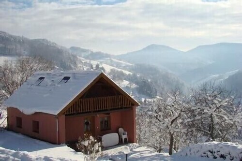 Independent house located between mountain and vineyard - Kaysersberg