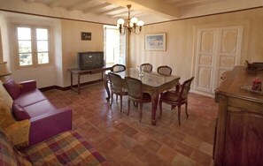 TV, DVD player, books