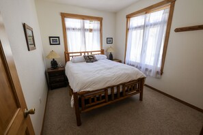 6 habitaciones, tabla de planchar con plancha y wifi gratis 