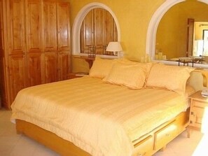 1 chambre, fer et planche à repasser, accès au Wi-Fi (inclus)