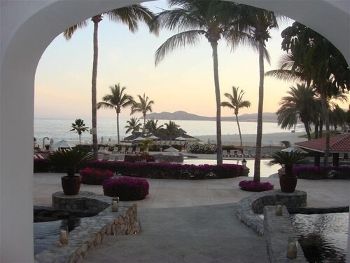 Luxury Penthouse - White Sand and Turquoise Water