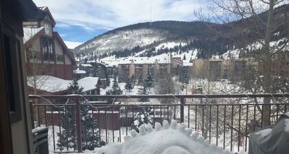 Ski-In / Ski-Out Super Mehiläisten nostolaite