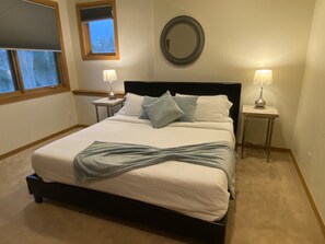 7 bedrooms, iron/ironing board, free WiFi, bed sheets