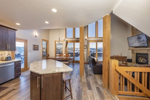 Interior - Beautiful 7 BEDROOM, 3 gathering areas, pool table, hot tub, and huge deck with 360-degree views!! (Silverthorne)